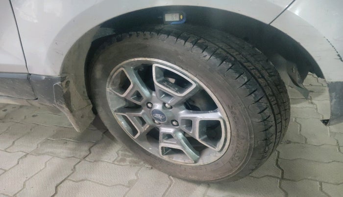 2017 Ford Ecosport TITANIUM 1.5L DIESEL, Diesel, Manual, 84,665 km, tyre