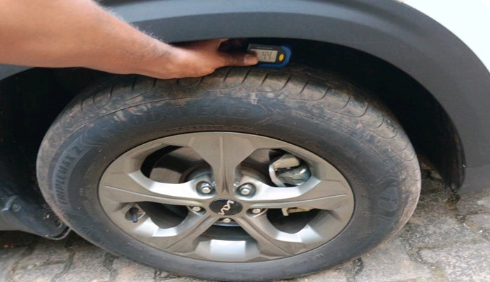 2023 KIA SELTOS  HTK PLUS 1.5 PETROL MT, Petrol, Manual, 17,082 km, tyre