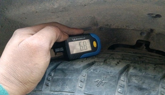 2023 Mahindra Thar LX HT PETROL 4WD MT, Petrol, Manual, 28,232 km, tyre