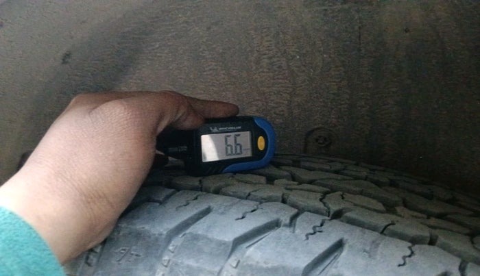 2023 Mahindra Thar LX HT PETROL 4WD MT, Petrol, Manual, 28,232 km, tyre