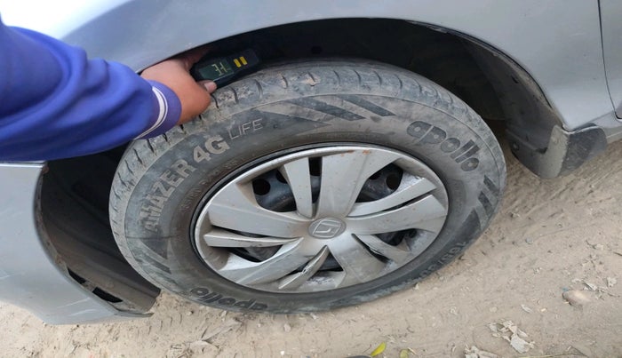 2019 Honda Amaze 1.2L I-VTEC S CVT, Petrol, Automatic, 1,27,796 km, tyre