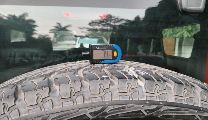 2021 Mahindra Thar LX PETROL HT 4WD AT, Petrol, Automatic, 29,848 km, tyre