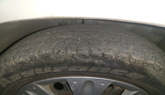 2014 Honda Brio S MT, Petrol, Manual, 45,016 km, tyre