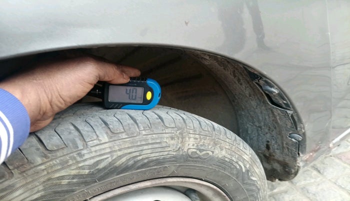 2011 Maruti Wagon R 1.0 LXI, Petrol, Manual, 13,995 km, tyre