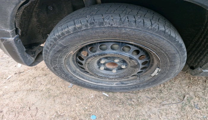 2020 Maruti Vitara Brezza VDI, Diesel, Manual, 76,371 km, tyre