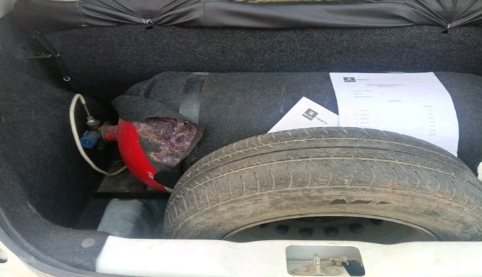 2018 Datsun Go T, Petrol, Manual, 54,778 km, tyre