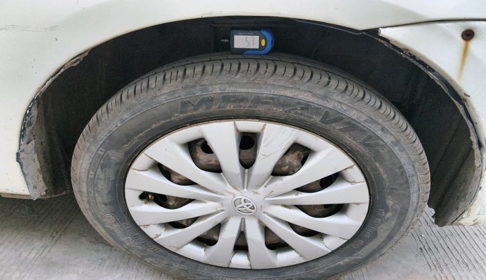 2012 Toyota Etios Liva GD, Diesel, Manual, 1,73,095 km, tyre