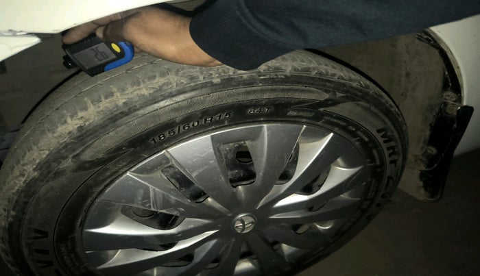 2013 Toyota Etios G, Petrol, Manual, 85,832 km, tyre