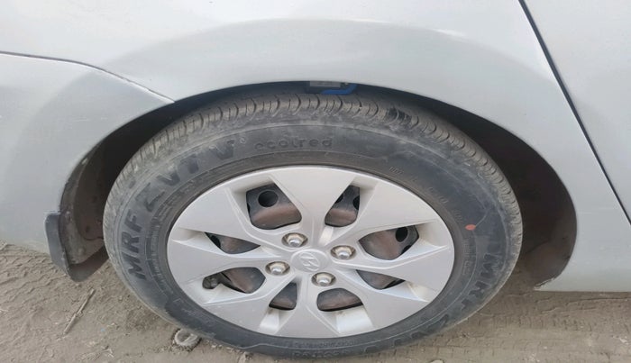 2018 Hyundai Xcent E+, Petrol, Manual, 60,742 km, tyre
