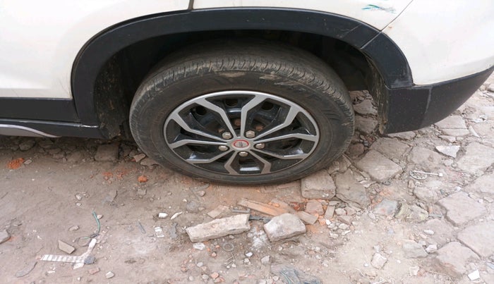 2018 Maruti Vitara Brezza VDI (O), Diesel, Manual, 48,091 km, tyre