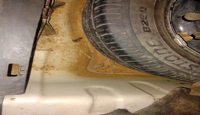 2011 Maruti Swift Dzire VXI, Petrol, Manual, 81,007 km, tyre