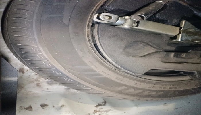 2017 Maruti Vitara Brezza VDI (O), Diesel, Manual, 2,62,512 km, tyre