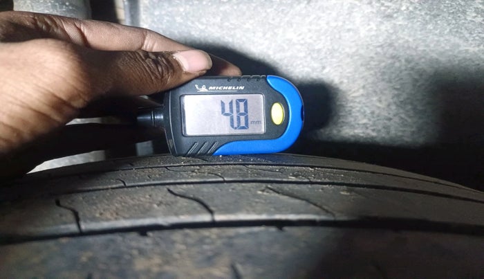 2017 Maruti Vitara Brezza VDI (O), Diesel, Manual, 2,62,512 km, tyre