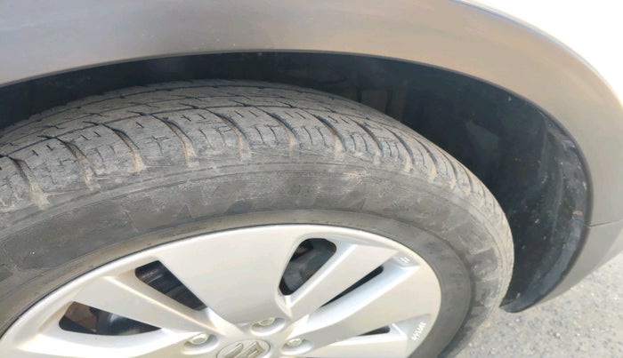 2016 Maruti S Cross DELTA 1.3, Diesel, Manual, 82,950 km, tyre