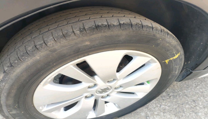 2016 Maruti S Cross DELTA 1.3, Diesel, Manual, 82,950 km, tyre