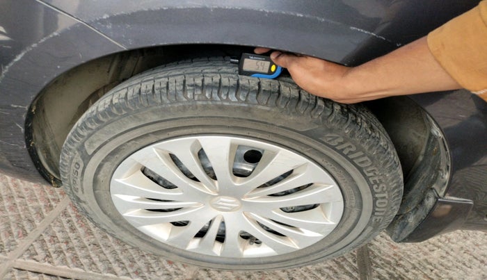 2013 Maruti Ertiga ZXI, Petrol, Manual, 11,502 km, tyre