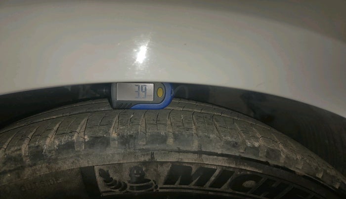 2012 Hyundai i20 ASTA 1.2, Petrol, Manual, 91,479 km, tyre