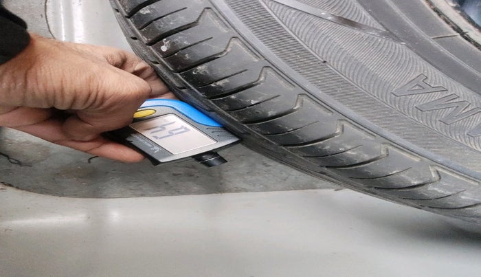 2016 Hyundai Verna 1.6 VTVT S, Petrol, Manual, 70,718 km, tyre