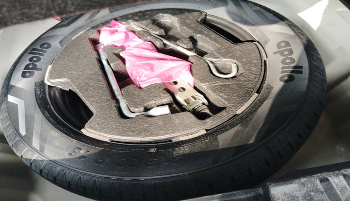 2020 Maruti Vitara Brezza ZXI, Petrol, Manual, 47,324 km, tyre