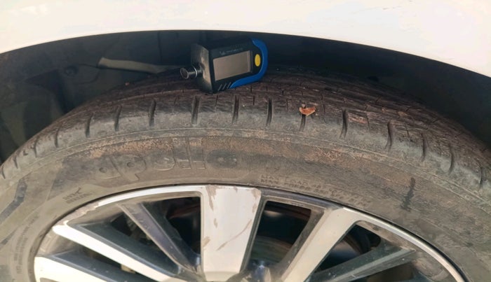 2022 Honda City 1.5L I-VTEC VX CVT, Petrol, Automatic, 24,662 km, tyre