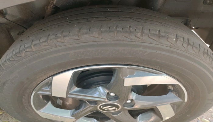 2020 Hyundai VENUE SX PLUS 1.0 TURBO DCT, Petrol, Automatic, 84,393 km, tyre