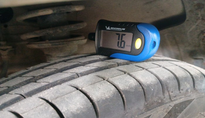 2013 Maruti Alto 800 LXI, Petrol, Manual, 77,272 km, tyre