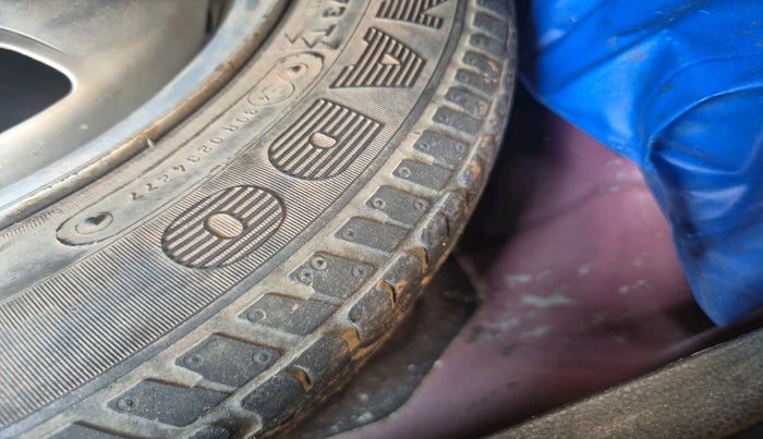 2018 Maruti Alto K10 LXI, Petrol, Manual, 23,949 km, tyre