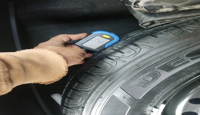 2019 Jeep Compass LONGITUDE (O) 1.4 PETROL AT, Petrol, Automatic, 14,931 km, tyre