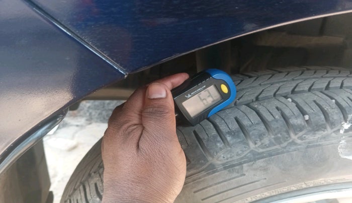 2019 Maruti Swift VXI AMT, Petrol, Automatic, 88,818 km, tyre