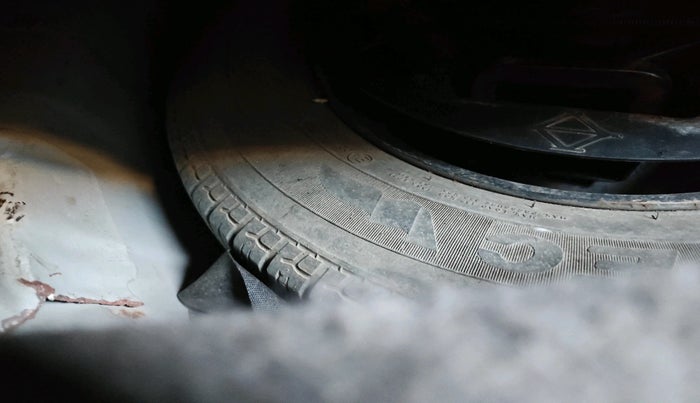 2011 Hyundai i10 MAGNA 1.1, Petrol, Manual, 56,321 km, tyre