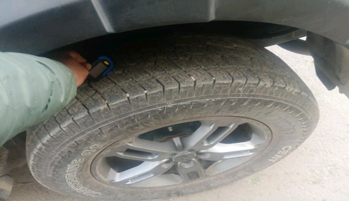 2022 Mahindra Thar LX HT PETROL 4WD MT, Petrol, Manual, 57,616 km, tyre