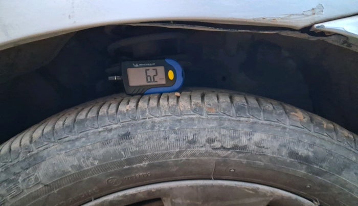 2011 Toyota Etios G, Petrol, Manual, 2,31,680 km, tyre