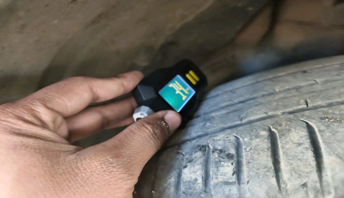 2022 MG HECTOR PLUS SHARP 2.0 DIESEL TURBO MT 6-STR, Diesel, Manual, 1,13,935 km, tyre