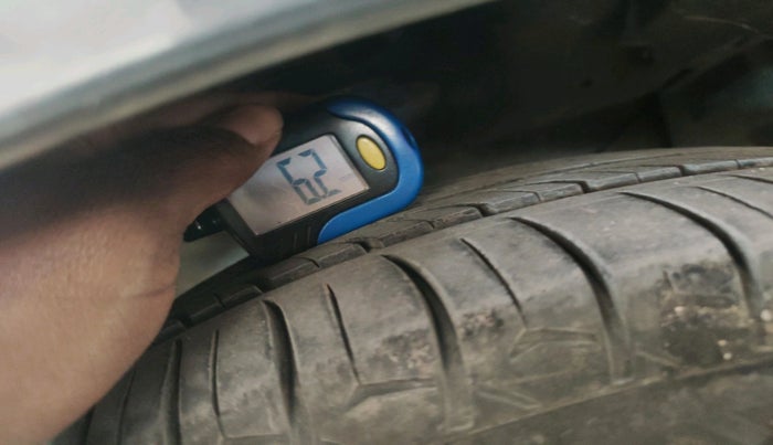 2016 Maruti Ertiga ZDI SHVS, Diesel, Manual, 1,96,237 km, tyre