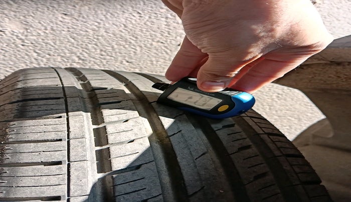 2019 Tata Harrier XM 2.0L KRYOTEC, Diesel, Manual, 1,46,525 km, tyre