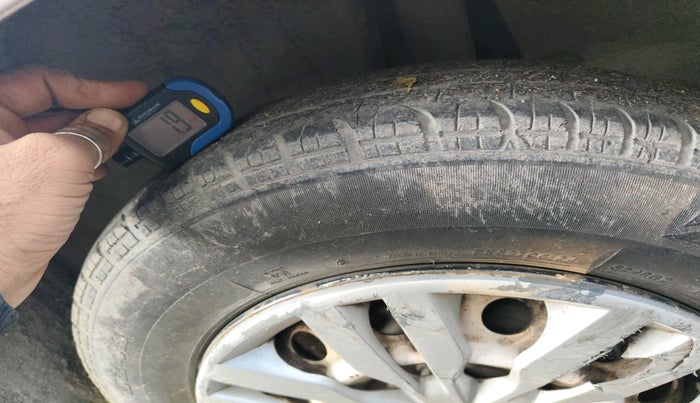 2018 Maruti Dzire LDI, Diesel, Manual, 61,271 km, tyre