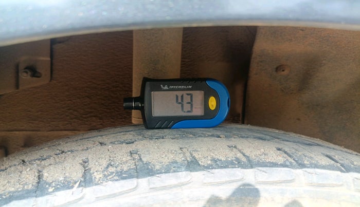 2015 Tata Bolt XT REVOTRON, Petrol, Manual, 58,307 km, tyre