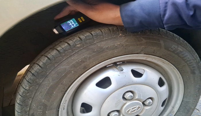 2011 Hyundai Santro Xing GL, Petrol, Manual, 49,038 km, tyre