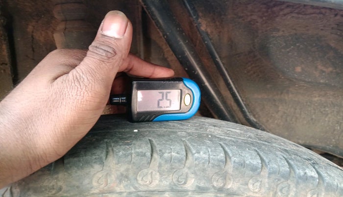 2020 Renault Kwid RXL 1.0 AMT, Petrol, Automatic, 41,005 km, tyre