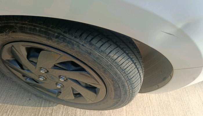 2019 Hyundai NEW SANTRO Sportz AMT SE, Petrol, Automatic, 11,501 km, tyre