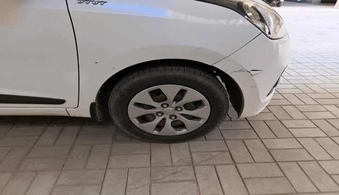 2015 Hyundai Xcent S 1.2, Petrol, Manual, 50,105 km, tyre