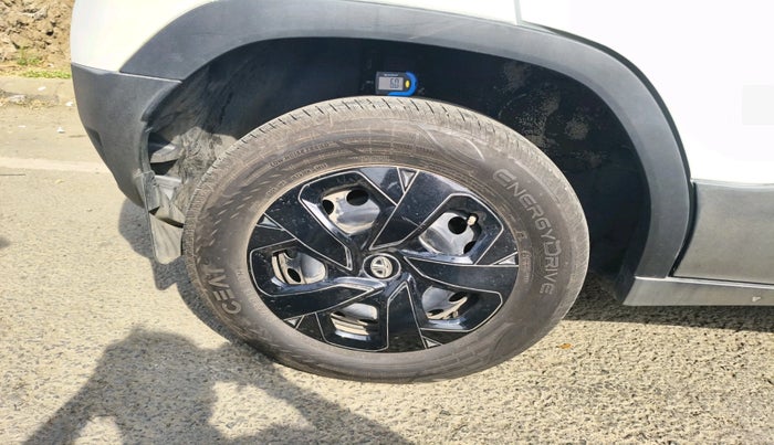 2023 Tata PUNCH ADVENTURE MT CNG , Petrol, Manual, 20,426 km, tyre