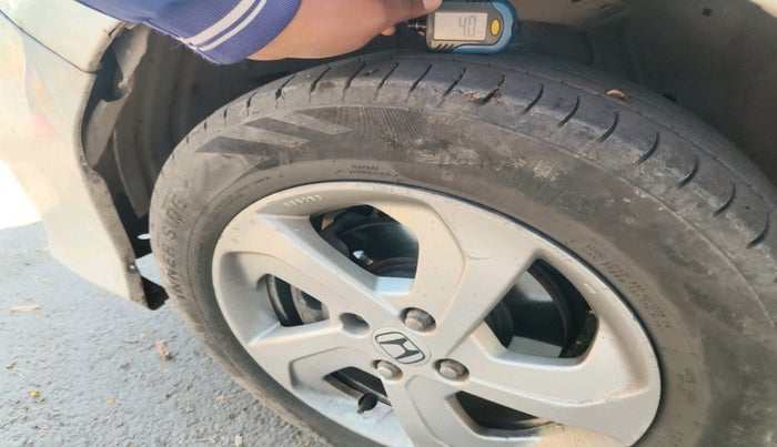 2016 Honda City 1.5L I-VTEC V MT, Petrol, Manual, 86,579 km, tyre