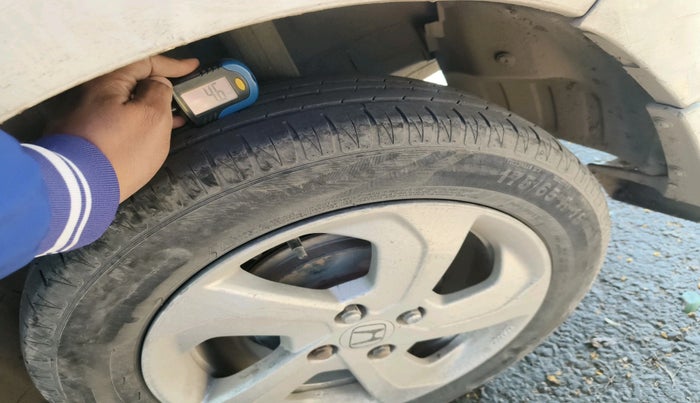 2016 Honda City 1.5L I-VTEC V MT, Petrol, Manual, 86,579 km, tyre