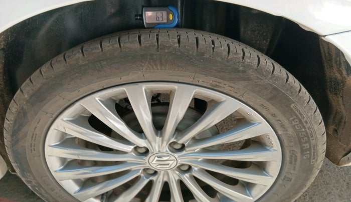 2015 Maruti Ciaz ZDI+ SHVS RS, Diesel, Manual, 1,04,264 km, tyre