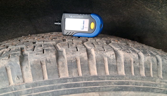 2011 Mitsubishi Outlander 2.4 MIVEC, Petrol, Automatic, 91,511 km, tyre