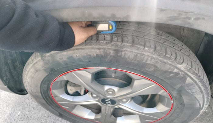 2020 KIA SELTOS HTK PLUS 1.5, Petrol, Manual, 38,851 km, tyre