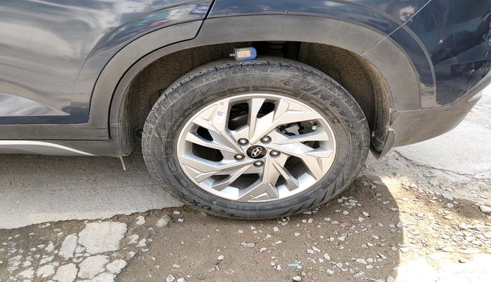 2022 Hyundai Creta SX IVT 1.5 PETROL, Petrol, Automatic, 19,503 km, tyre