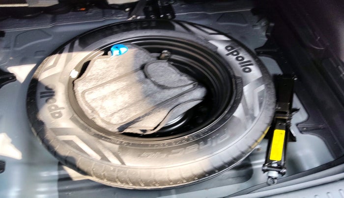 2022 Hyundai Creta SX IVT 1.5 PETROL, Petrol, Automatic, 19,503 km, tyre