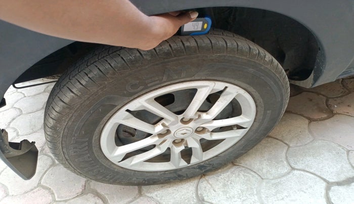 2024 Renault TRIBER RXT, Petrol, Manual, 8,864 km, tyre